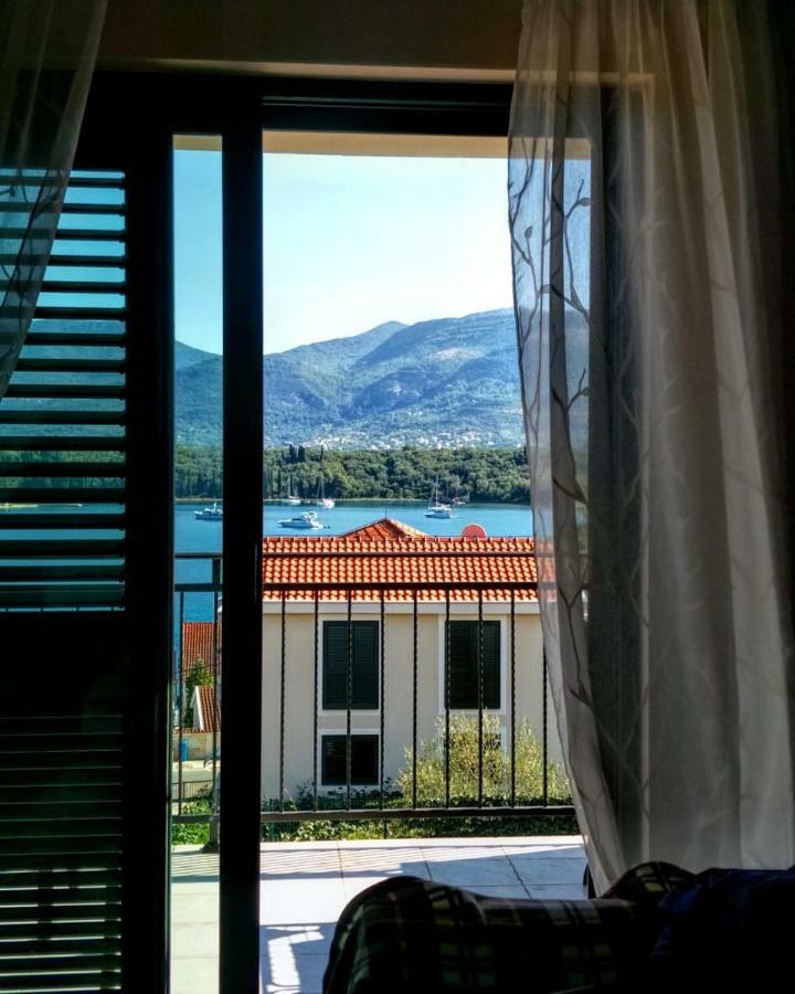 تيفات Luxury Apartment Djurasevichi المظهر الخارجي الصورة